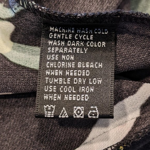 August Silk Black Floral Peek a Boo Shoulder Blouse Top Size Medium - Picture 5 of 5